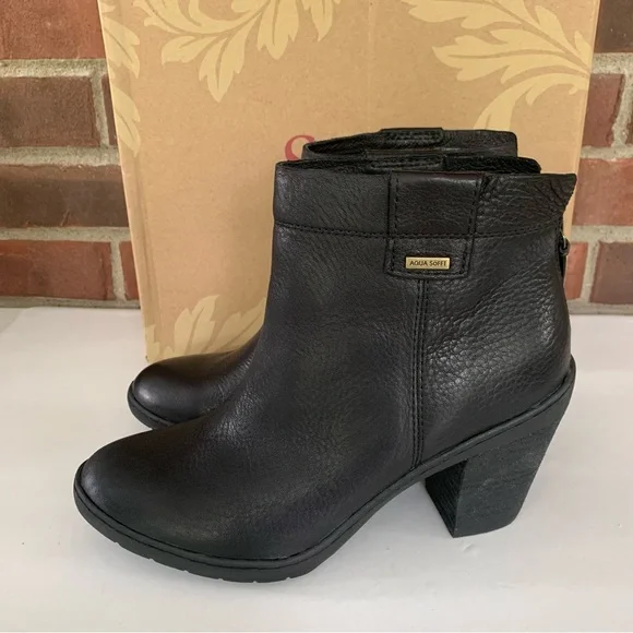 Sofft Womens Gwenith Black Leather block heel Ankle Boots Shoes US 8.5 M - Picture 5 of 10